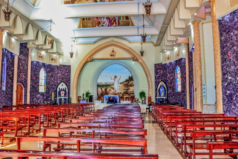Foto panorâmica da igreja
